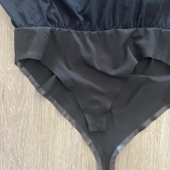 Smash & Tess Tshirt bodysuit - Picture 3 of 4